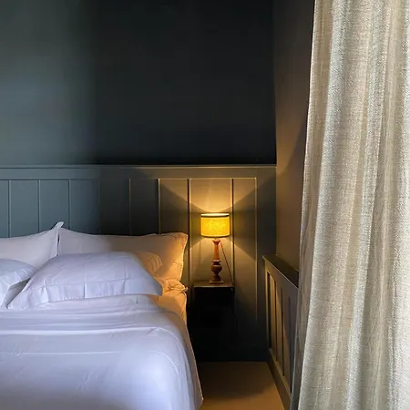 1900 Ξενοδοχείο *